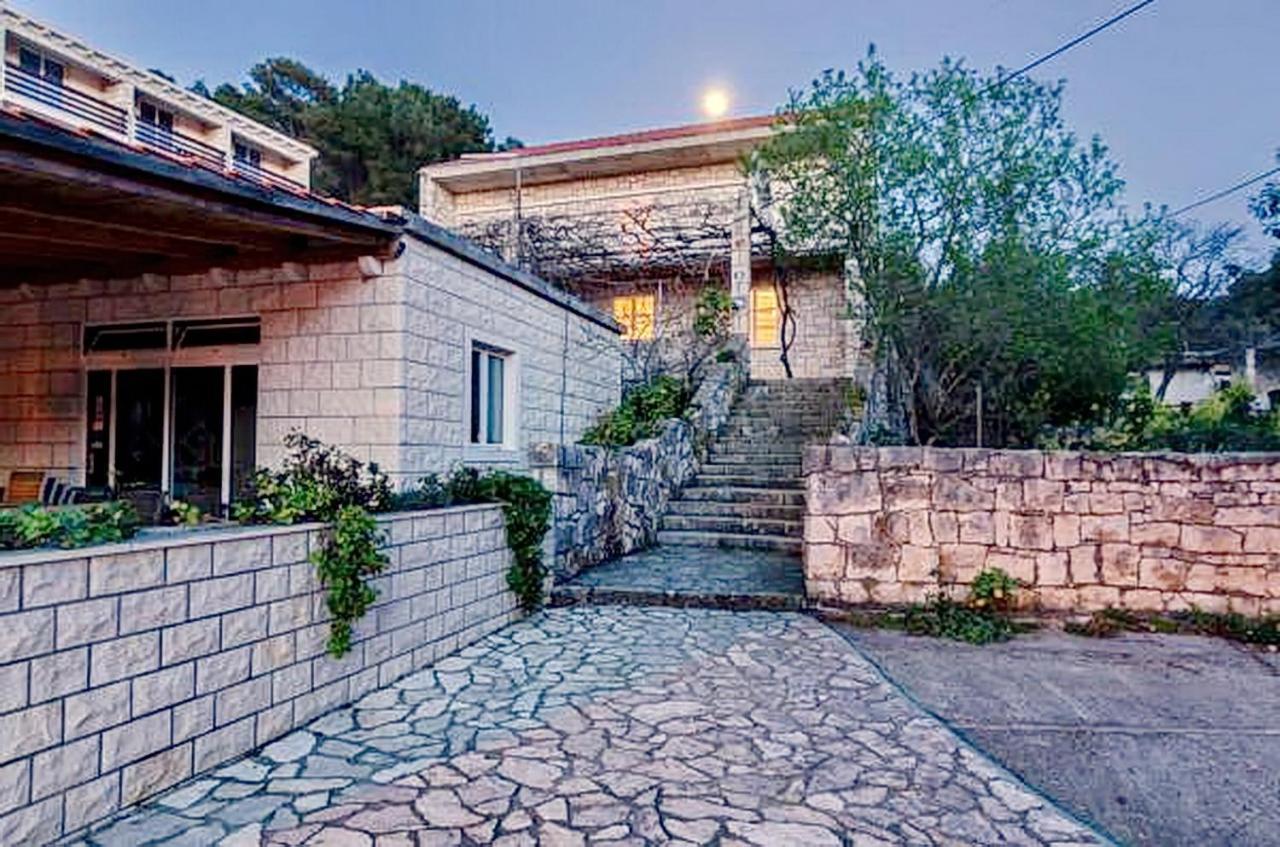 Guest House Kiko โปเมนา ภายนอก รูปภาพ