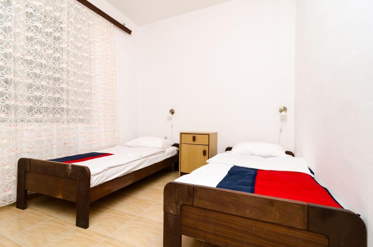 Guest House Kiko โปเมนา ภายนอก รูปภาพ