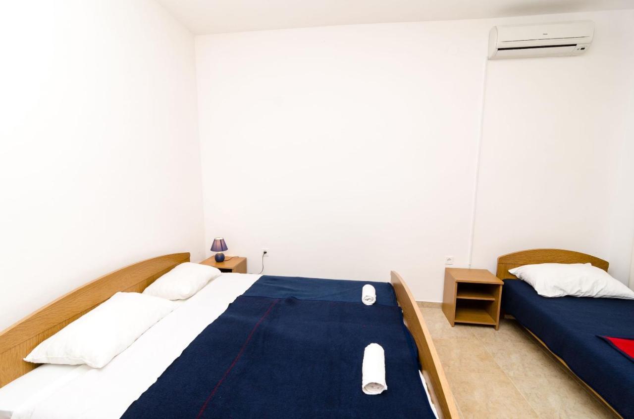 Guest House Kiko โปเมนา ห้อง รูปภาพ