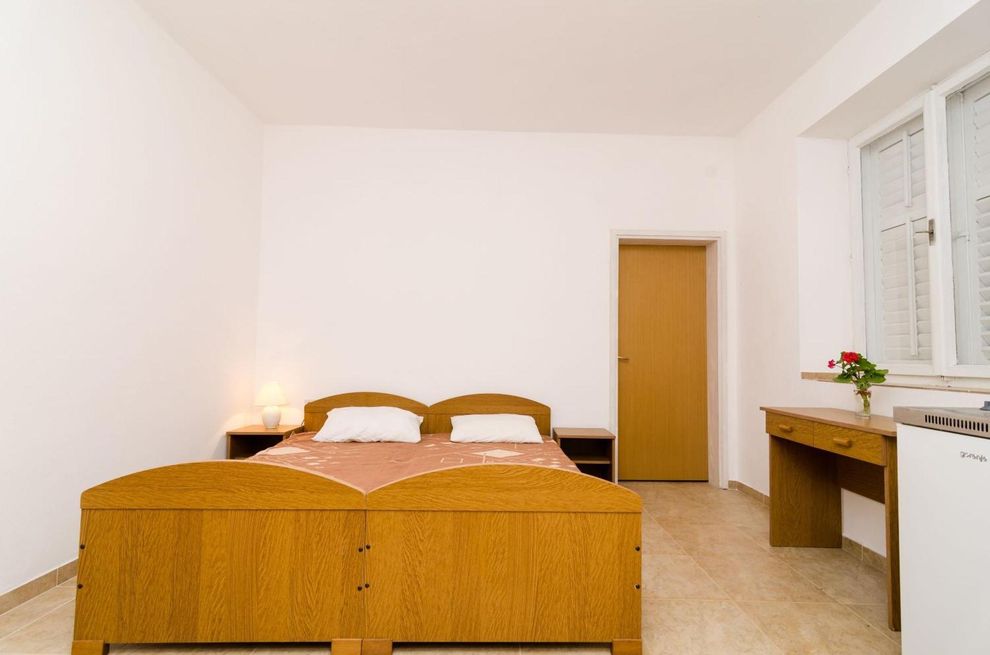 Guest House Kiko โปเมนา ห้อง รูปภาพ